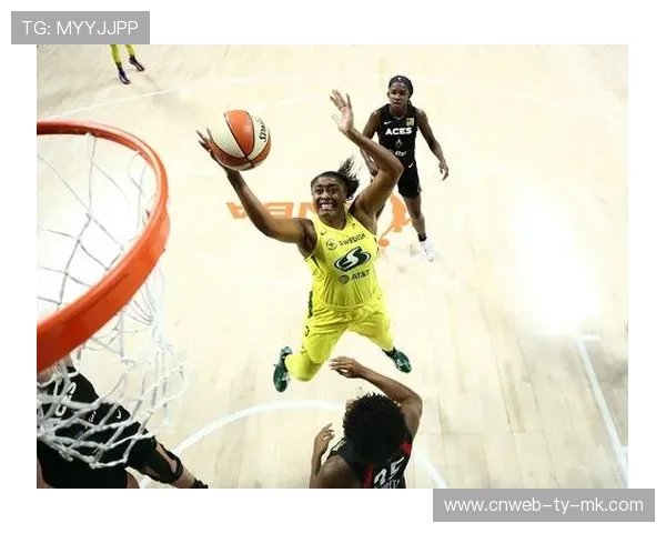 王牌队举行冠军游行，庆祝队史第二座总冠军